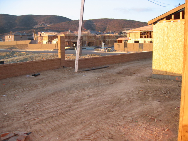 View from Back Door to Right Side of Yard